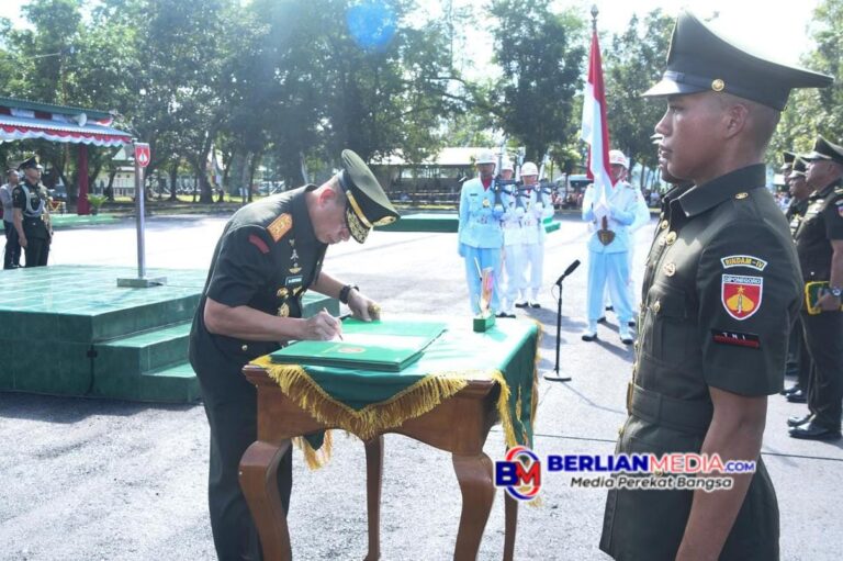 Pangdam IV/Diponegoro Lantik 805 Prajurit Dua Lulusan Dikmata Gelombang I TA 2025
