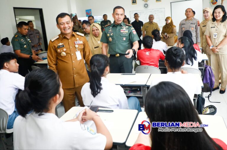 100 Hari Kinerja Luthfi-Yasin, Sekolah Swasta Sambut Antusias Program Sekolah Gratis dari Pemprov Jateng