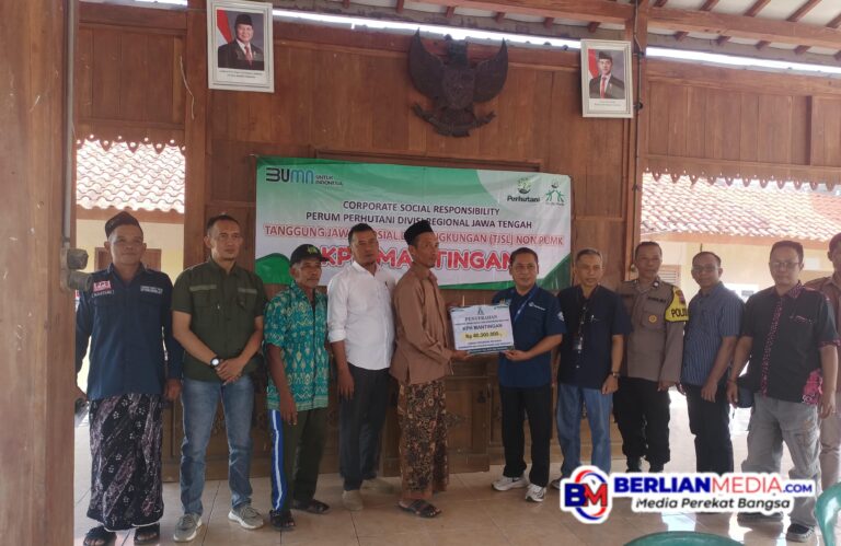 Di Masa Sulit Perhutani Masih Berikan Bantuan TJSL Sarana Air Bersih Desa Pondokrejo Bulu.