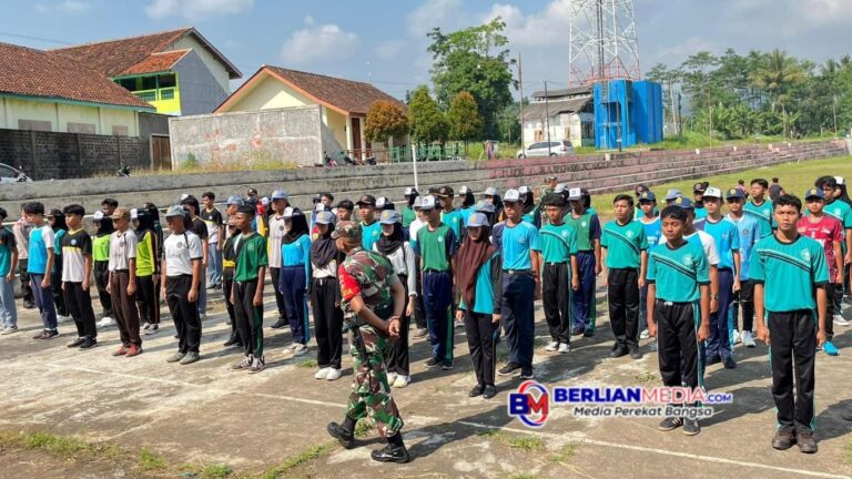 Babinsa Koramil Tersono Bersama Panitia Seleksi Calon Anggota Paskibra Tingkat Kecamatan