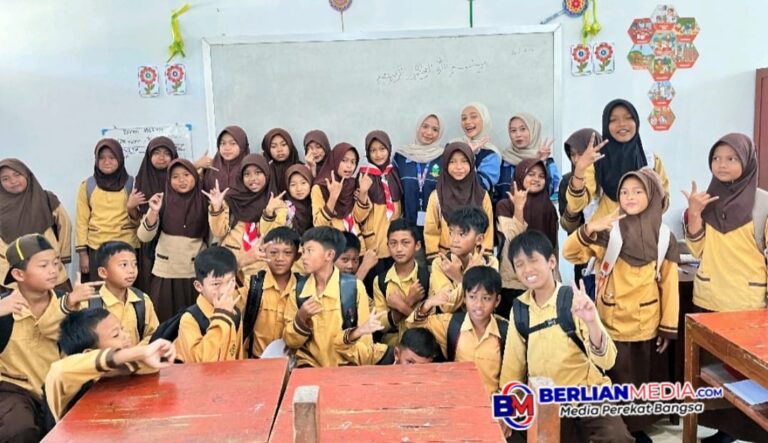 Mahasiswa KKN UIN Walisongo Edukasi Siswa SD Karangduren: Bijak Gunakan Gadget Sejak Dini