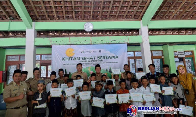 Khitan Sehat Bersama: Kolaborasi Mahasiswa dan Desa Wujudkan Generasi Sehat