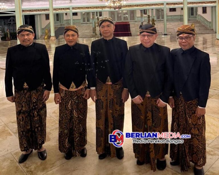 Wali Kota Surakarta Terima Secara Resmi Aset Pemerintah dari Kepala Kanwil BPN Jawa Tengah