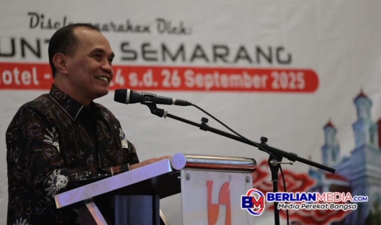 Sumanto Ajak Anggota Dewan Profesional dan Berintegritas dalam Lakukan Tugas