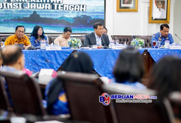 Tunggu Regulasi Upah Minimum, Ahmad Luthfi Serap Aspirasi dari Buruh dan Pengusaha