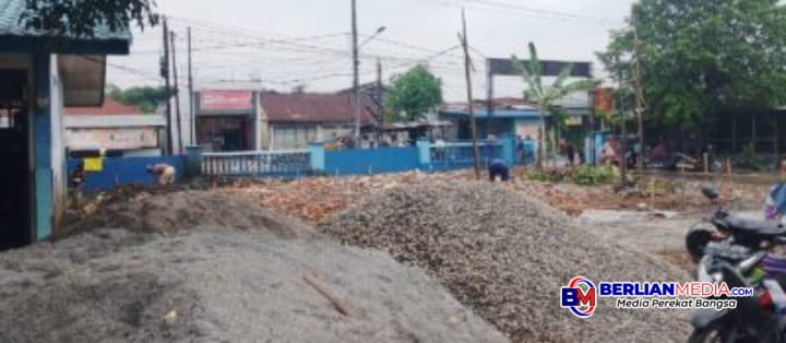 Revitalisasi SDN 101752 Hamparan Perak Tuai Pertanyaan, Warga Harap Ada Transparansi