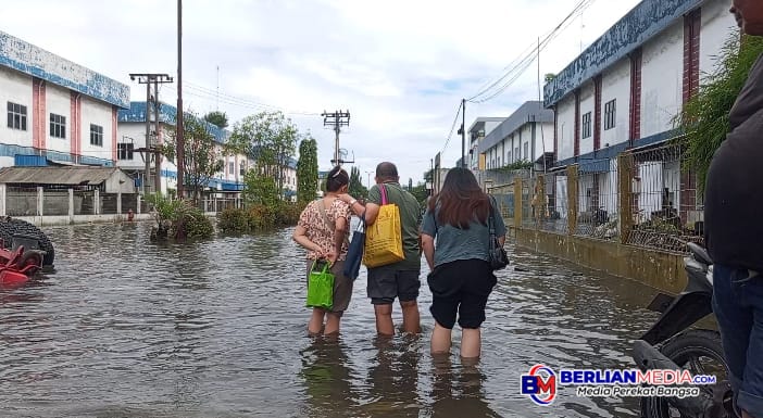 Kawasan Industri Medan II Lumpuh Diterjang Banjir, PT KIM Dinilai Tutup Mata