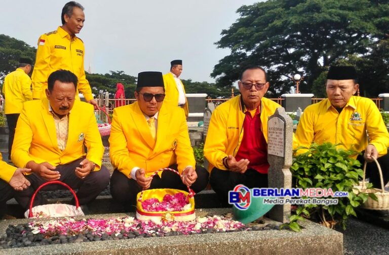 Partai Golkar Kota Semarang Peringati HUT ke-61 dengan Kegiatan Sosial dan Ziarah Pahlawan