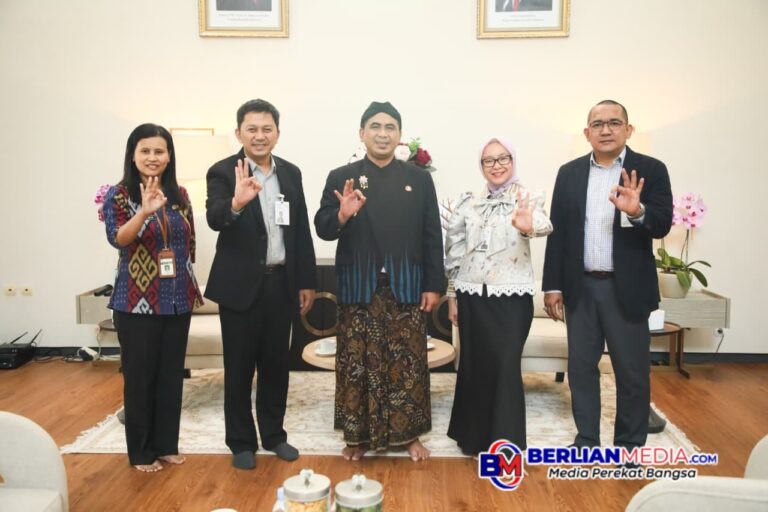 Taj Yasin Minta Perbankan di Jateng Perkuat Pendampaingan UMKM