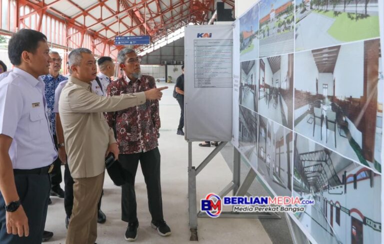 Sekda Dampingi Menhub Tinjau Lokasi Rel Terdampak Banjir dan Rencana Lokasi Dry Port