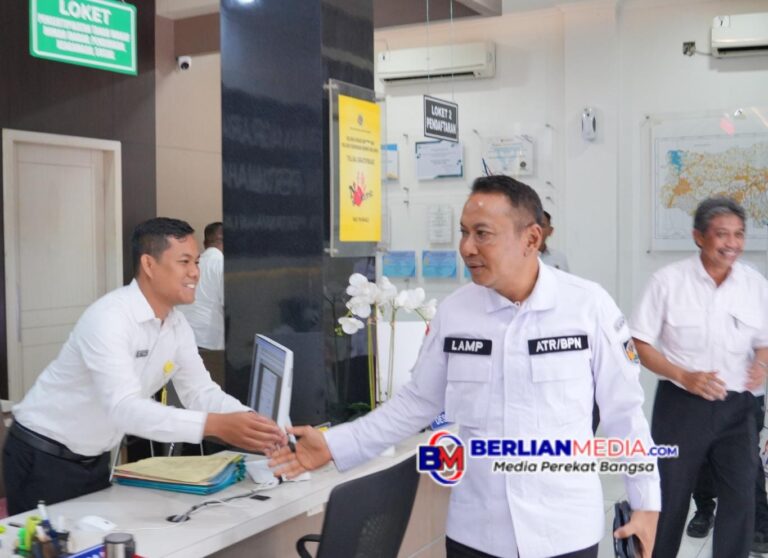 Giliran Sragen Terima Kunjungan Monev Layanan Penyelesaian Tunggakan Pendapatan Diterima di Muka