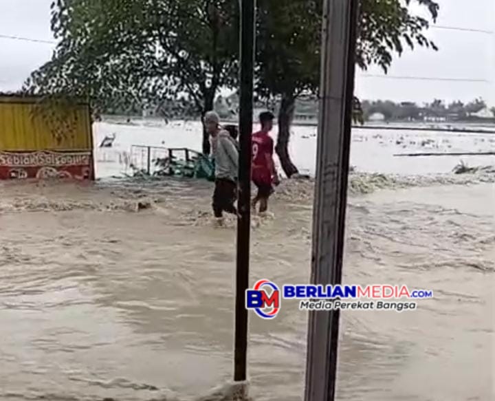 Akibat Tanggul Jebol, Sejumlah Wilayah di Grobogan Dikepung Banjir, Warga Diminta Waspada