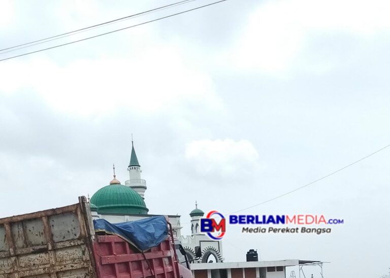 Cuaca Kota Semarang Hari Sabtu Ini Siang Hangat Berawan, Potensi Hujan Ringan Menjelang Sore