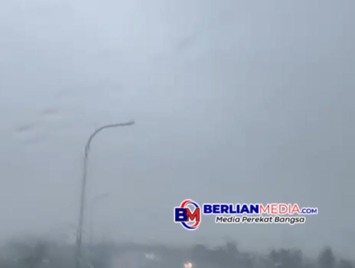 Cuaca Kota Semarang Hari Senin Ini Pagi Gerimis, Sore Masih Berpotensi Hujan
