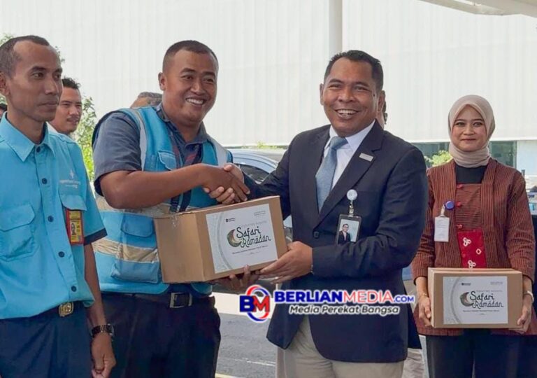 Berbagi Berkah Ramadan, Bandara Jenderal Ahmad Yani Semarang Salurkan Ribuan Paket Sembako