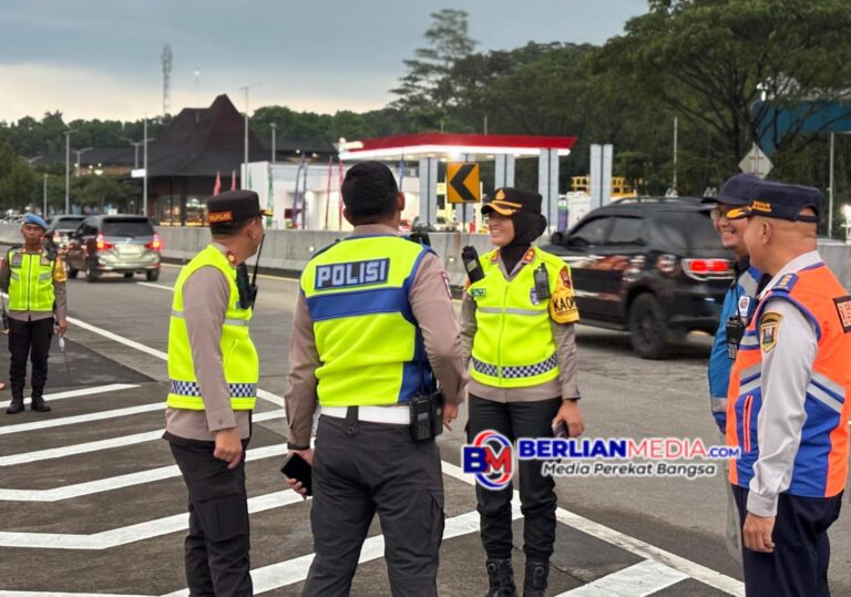 Arus Balik Mulai Meningkat, Polres Semarang Lakukan Rekayasa Lalu Lintas dan Kanalisasi Rest Area