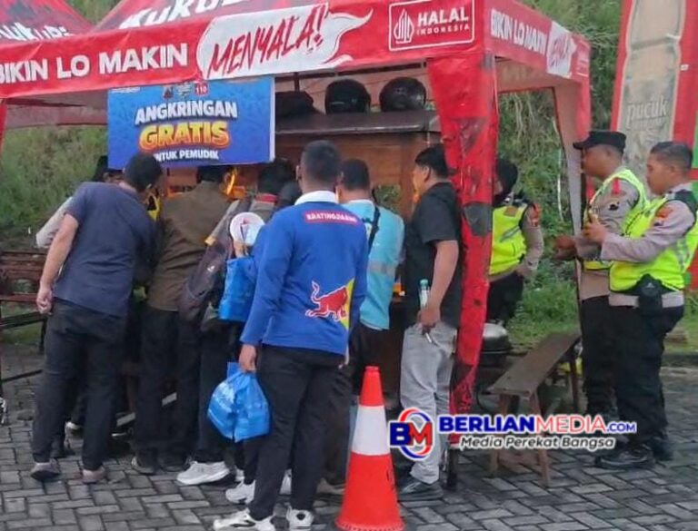 Angkringan Gratis Polres Semarang, Layani Pemudik di Rest Area KM 429 Tol Semarang–Solo.