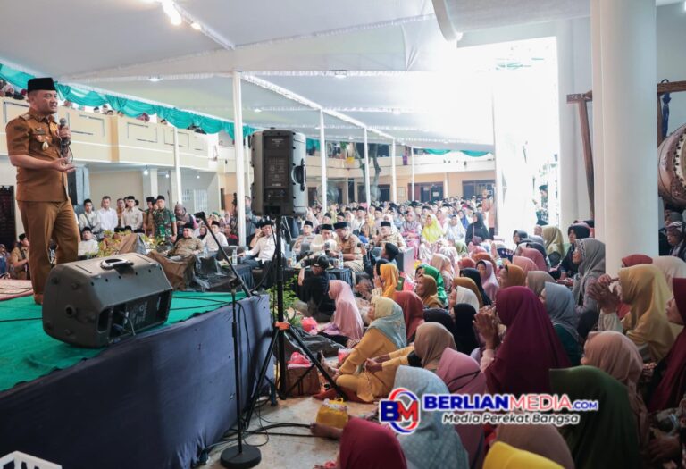 Gubernur Luthfi dan Ribuan Jemaah Hadiri Haul KH Dalhar Watucongol, Pesan Persatuan dan Nasionalisme Menggema