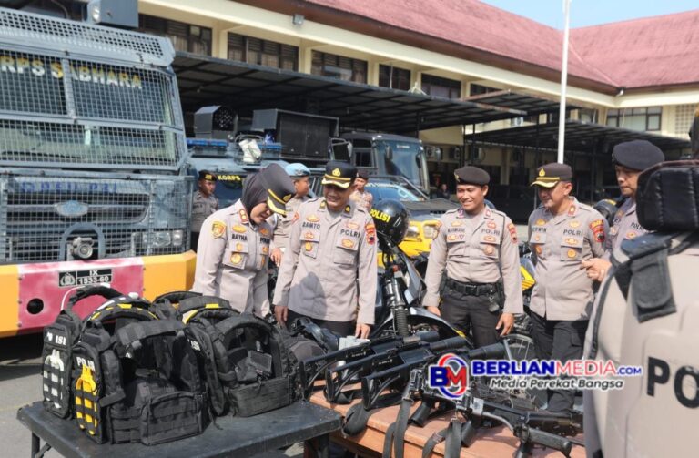 Antisipasi Eskalasi Situasi Kamtibmas, Kapolres Semarang Cek Peralatan Tempur Dalmas