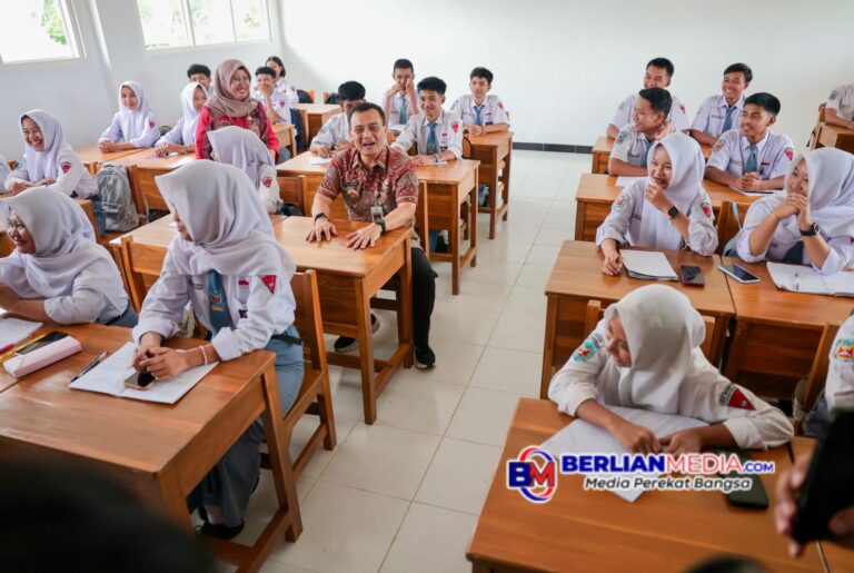 No Titip No Jastip! Gubernur Luthfi Buka SPMB SMA/SMK Negeri Jateng 2026