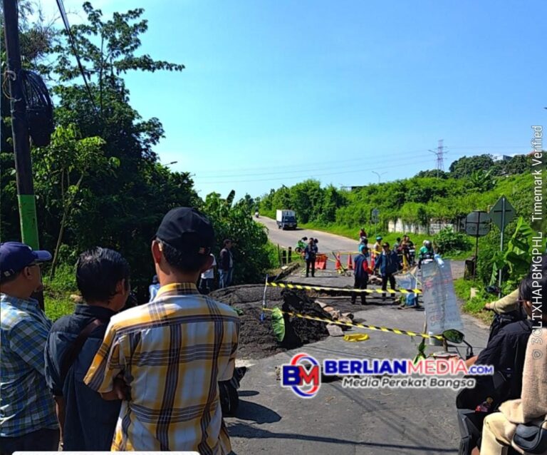 Respon Cepat, Wali Kota Agustina Salurkan Bantuan Untuk Korban Banjir Mangkang dan Purwoyoso