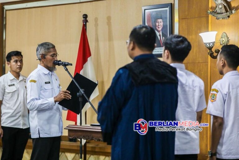 Perkuat Mesin Birokrasi, Sekda Jateng Lantik Lima Pejabat Fungsional