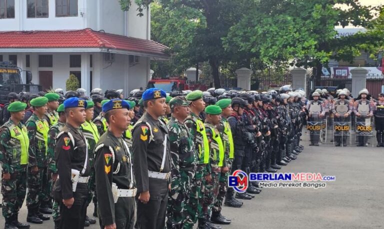 Ribuan Personel Gabungan di Polresta Pati Siap Kawal Aksi Nelayan dengan Pendekatan Persuasif