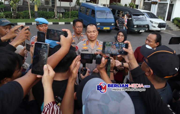 Polrestabes Surabaya Amankan Tersangka Pencabulan Tujuh Anak Dibawah Umur