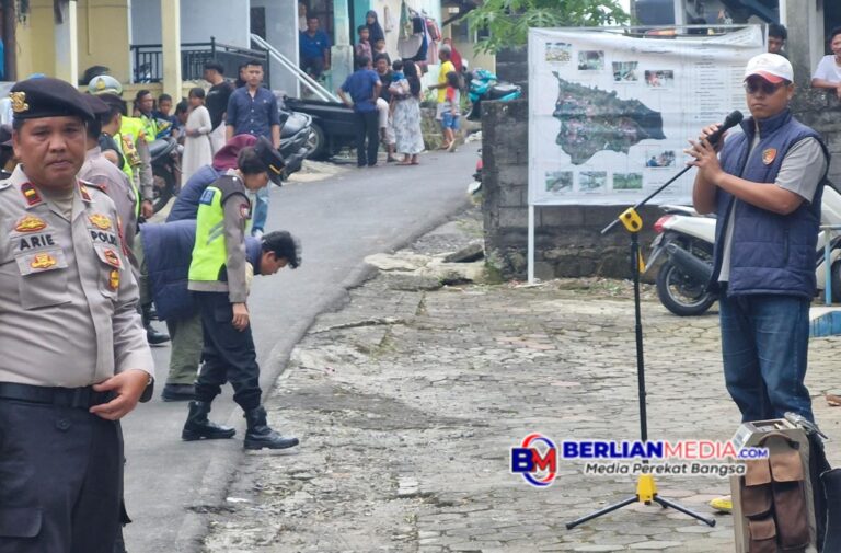 Diduga Gelapkan Bansos PKH Rp60 Juta, Warga Mlilir Demo Tuntut Kadus Mundur